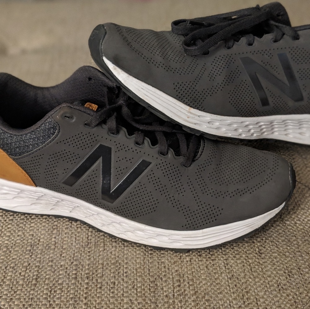 New Balance Fresh Foam Arishi size 8